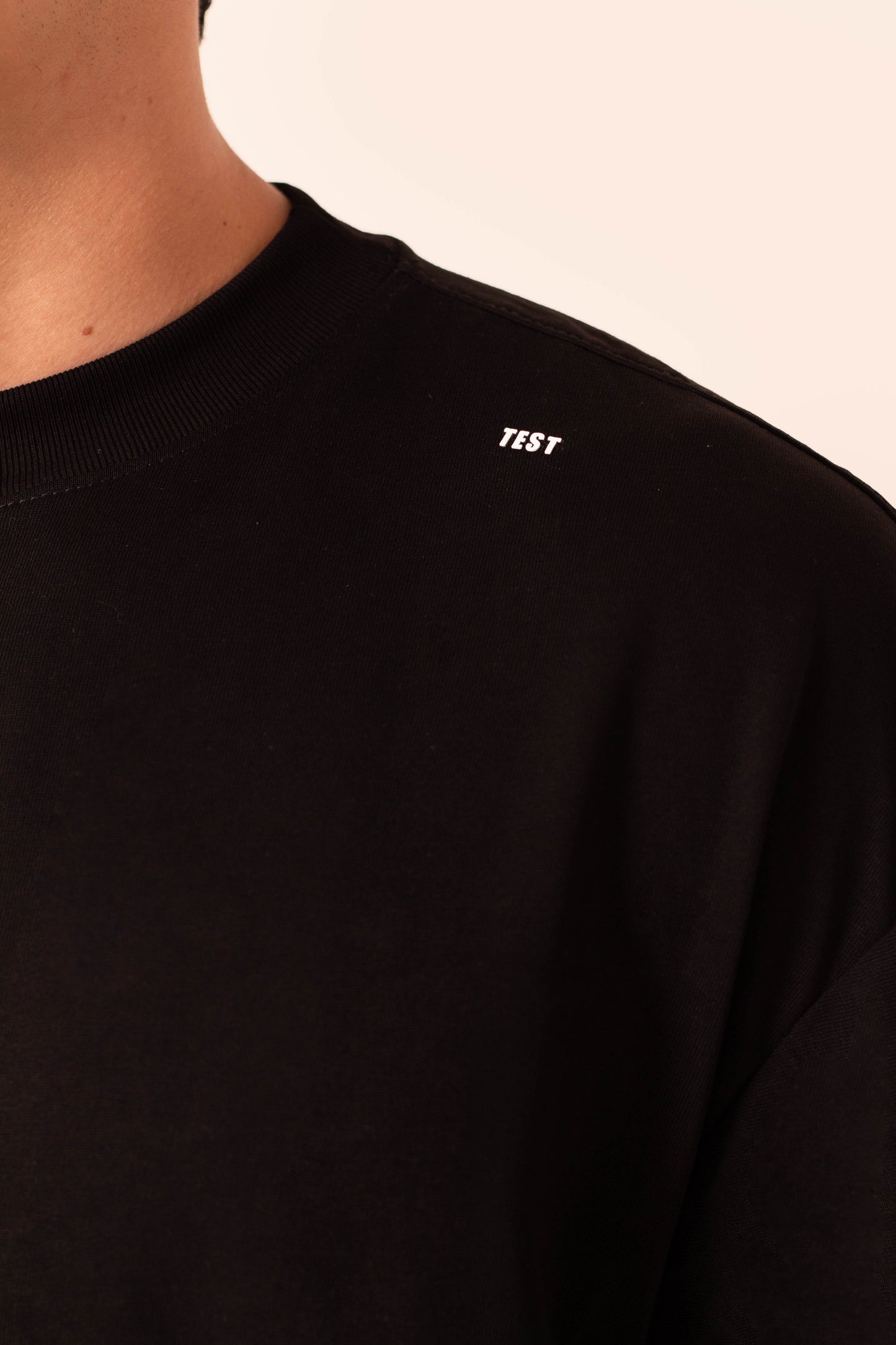Test Minimal Oversize - Negro