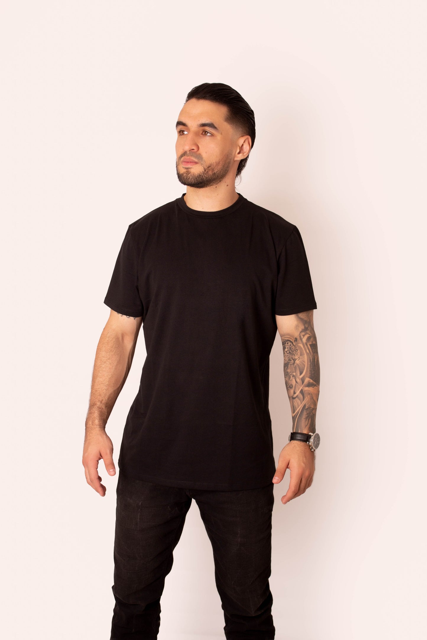 CAMISETA NEGRA (T-SHIRT) ALGODÓN PERUANO